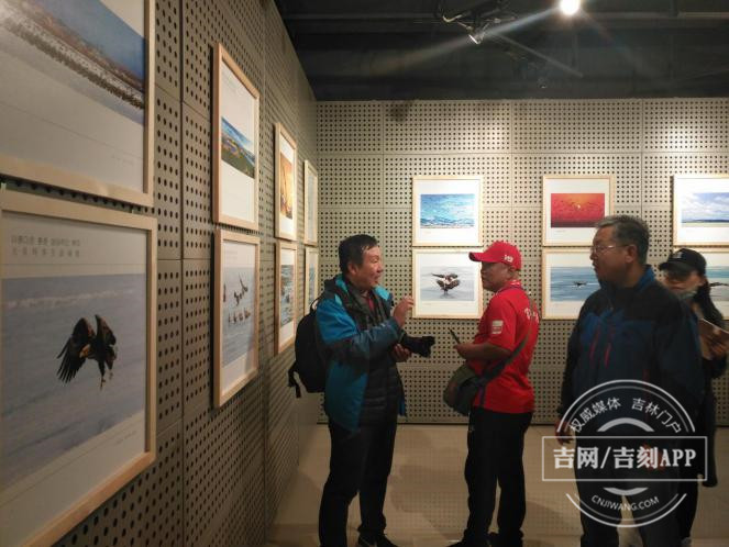 珲春生态风光暨候鸟摄影展在延边博物馆展出