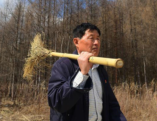 四十年与十三烈士生死守望 珲春老兵刘国信感动中国