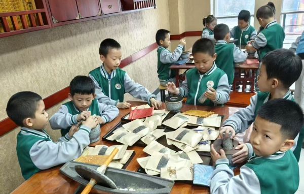 青少年活动中心1.jpg